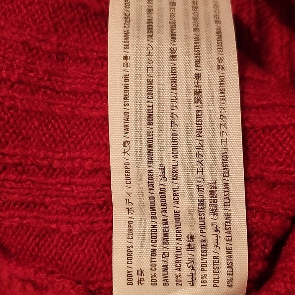 Red V-Neck Ribbed Sweater - Picture 5 of 5
